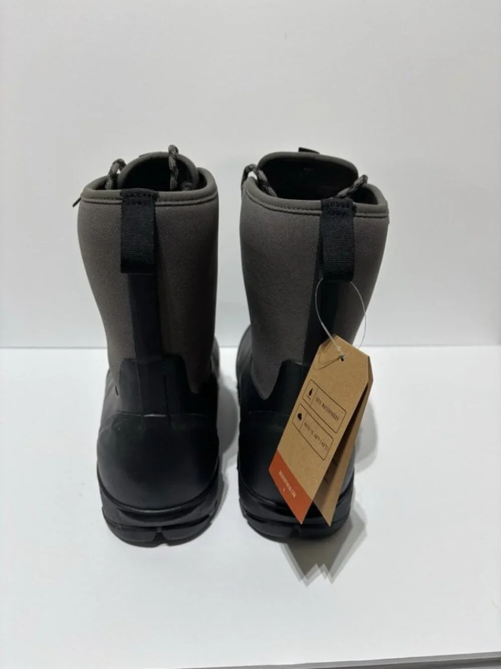 Bogs Men’s Sauvie Waterproof Snow Boots Gray Multi, Size 11 M